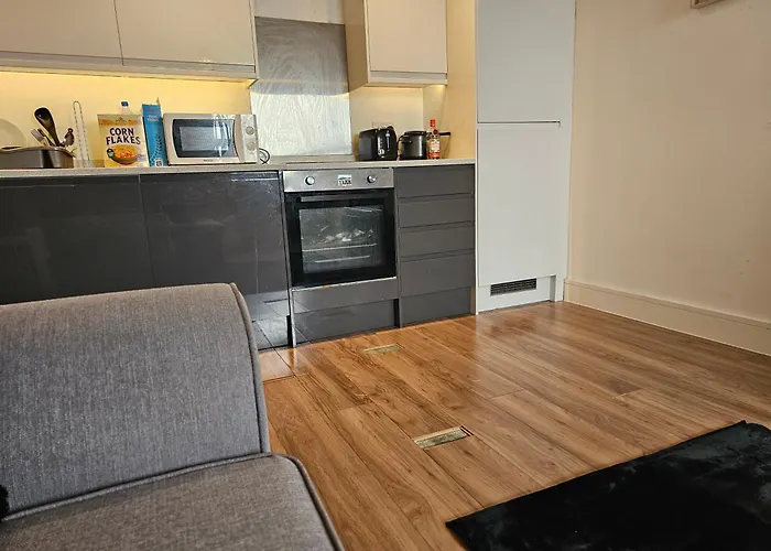 Close To Maidstone City Centre